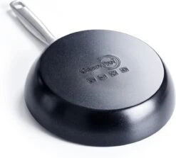 GreenPan Copenhagen Wok Met Extra Handvat 30cm/4.8L 33 GreenPan Copenhagen Wok Met Extra Handvat 30cm/4.8L -Brita Verkoopwinkel 1200x1085