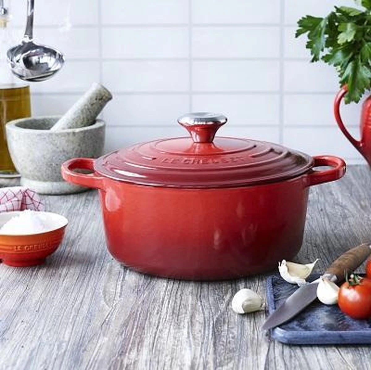 Le Creuset Signature Braadpan - 4,2 L - 24 Cm - Kersenrood 4 Le Creuset Signature Braadpan - 4,2 L - 24 Cm - Kersenrood - Afbeelding 4