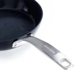 GreenPan Copenhagen Wok Met Extra Handvat 30cm/4.8L 23 GreenPan Copenhagen Wok Met Extra Handvat 30cm/4.8L -Brita Verkoopwinkel 1200x1200 420