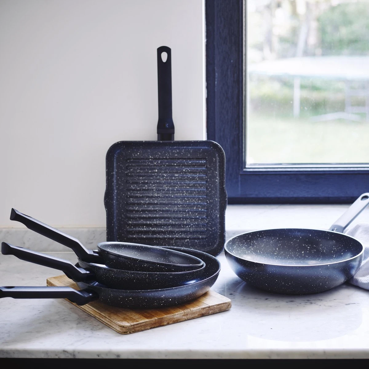 BK Universe Wok Ø 28cm - Inductie - Anti-aanbak - PFAS-vrij 8 BK Universe Wok Ø 28cm - Inductie - Anti-aanbak - PFAS-vrij - Afbeelding 8