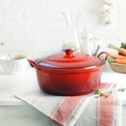 Le Creuset Braadpan Faitout Tradition Kersenrood - ø 24 Cm / 3 Liter 11 Le Creuset Braadpan Faitout Tradition Kersenrood - ø 24 Cm / 3 Liter -Brita Verkoopwinkel 1200x1200 547