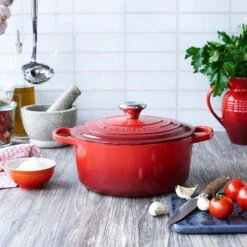 Le Creuset Gietijzeren Braadpan - 26cm 5,3 L - Kersenrood 15 Le Creuset Gietijzeren Braadpan - 26cm 5,3 L - Kersenrood -Brita Verkoopwinkel 1200x1200 567