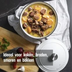 Daumonet Carême Blanc Gietijzeren Braadpan - Sudderpan Wit - Rond - Ø 26 Cm - 4,4 Liter - 100% PFAS & PFOA Vrij - Emaille - Geschikt Voor Alle Warmtebronnen - Elektrisch - Gas - Halogeen - Inductie - Keramisch - Vaatwasserbestendig -Brita Verkoopwinkel 1200x1200 709