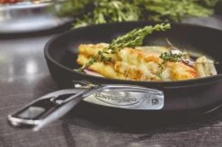 Demeyere Alu Pro Dura Glide Koekenpan - Ø 24 & Ø 28cm - Titanium -Brita Verkoopwinkel 1200x799 11