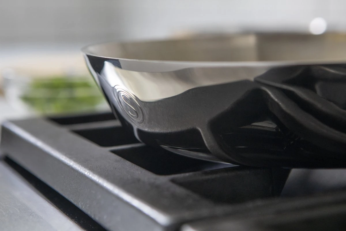 Saveur Selects Voyage Series - Triply RVS Koekenpannenset Inductie - 20cm - 25cm - Anti Aanbak - Levenslange Garantie - Luxe Pannenset 3 Saveur Selects Voyage Series - Triply RVS Koekenpannenset Inductie - 20cm - 25cm - Anti Aanbak - Levenslange Garantie - Luxe Pannenset - Afbeelding 3