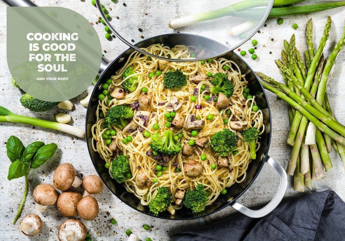 ISENVI Murray Keramische Wokpan Met Deksel 32 CM - RVS Greep 4 ISENVI Murray Keramische Wokpan Met Deksel 32 CM - RVS Greep - Afbeelding 4