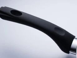 Sola Wokpan Stonehenge - Ø 28 Cm - Zwart/wit - Aluminium - Antiaanbaklaag 9 Sola Wokpan Stonehenge - Ø 28 Cm - Zwart/wit - Aluminium - Antiaanbaklaag -Brita Verkoopwinkel 1200x906 7