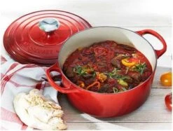 Le Creuset Signature Braadpan - 4,2 L - 24 Cm - Kersenrood 25 Le Creuset Signature Braadpan - 4,2 L - 24 Cm - Kersenrood -Brita Verkoopwinkel 1200x909 1