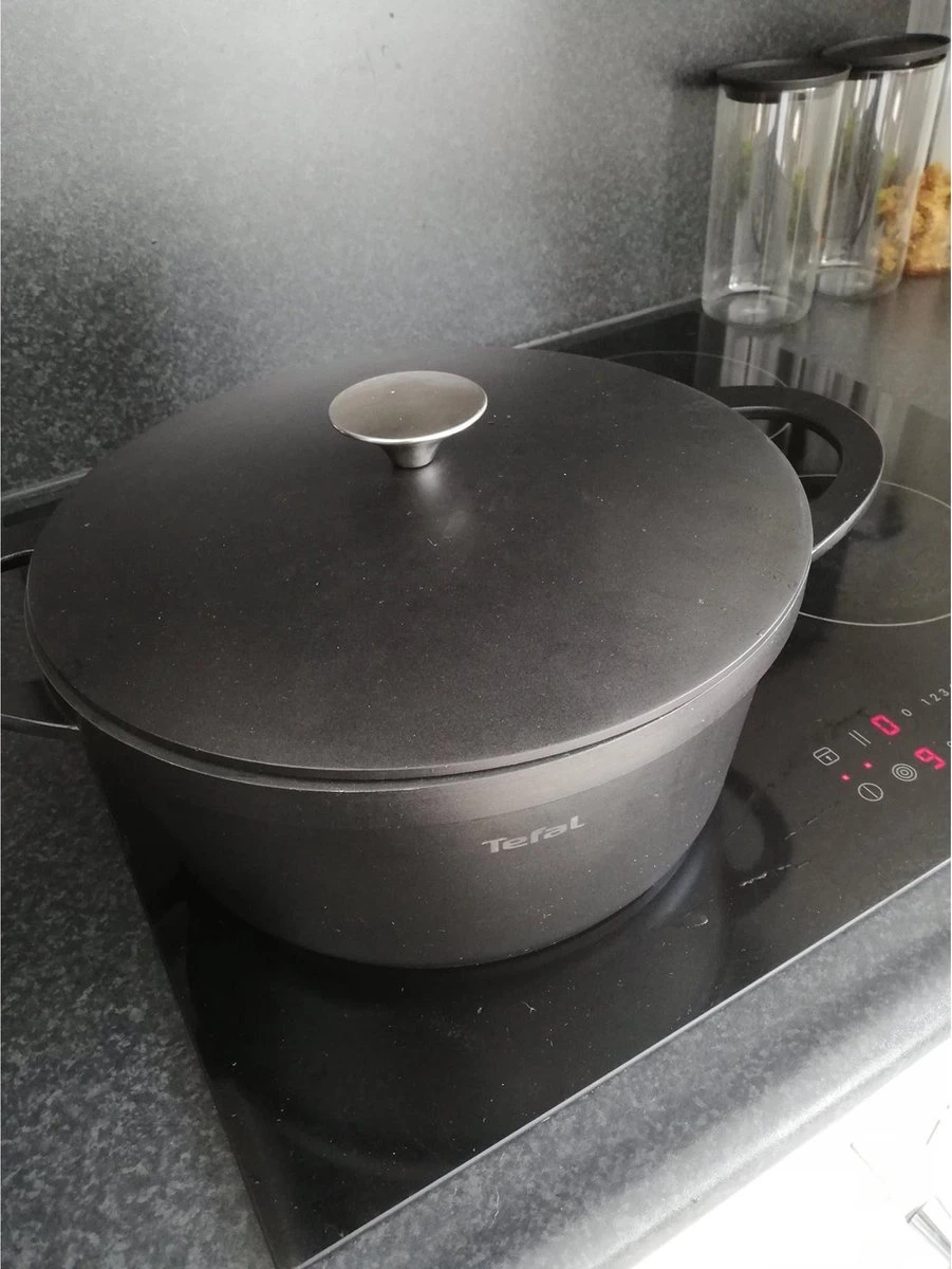 Tefal Trattoria Braadpan - Ø28 Cm - Inclusief Deksel 10 Tefal Trattoria Braadpan - Ø28 Cm - Inclusief Deksel - Afbeelding 10